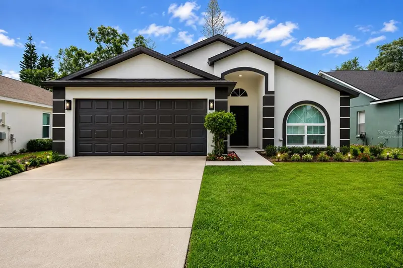 6808 Yardley Oaks Ct, FL