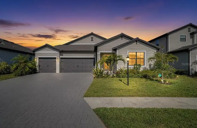 4970 Oyster Pearl St, FL