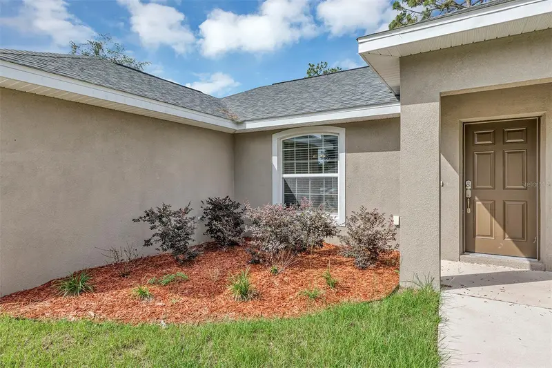 42 Water Track Dr, FL