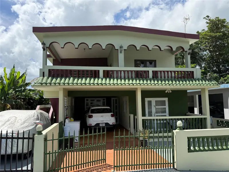 276 Rosa Sanchez, PR