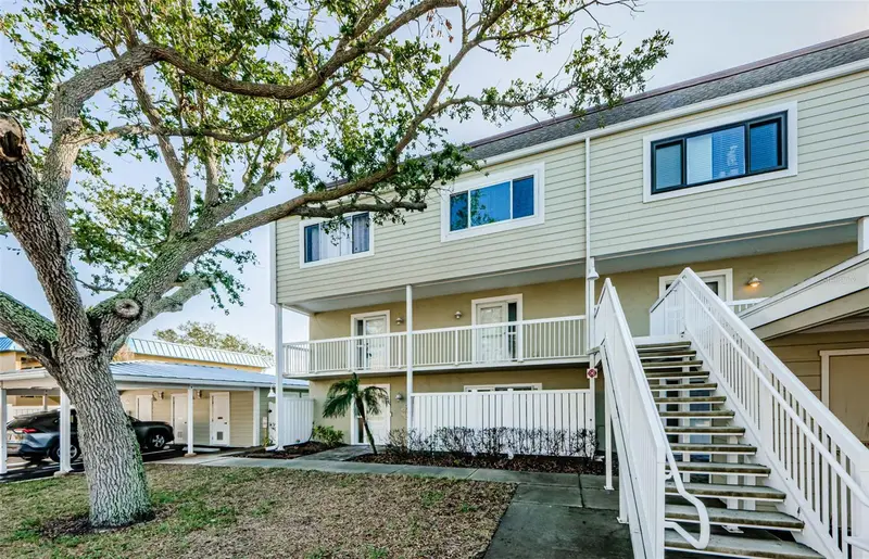 433 S Paula Dr #17, FL