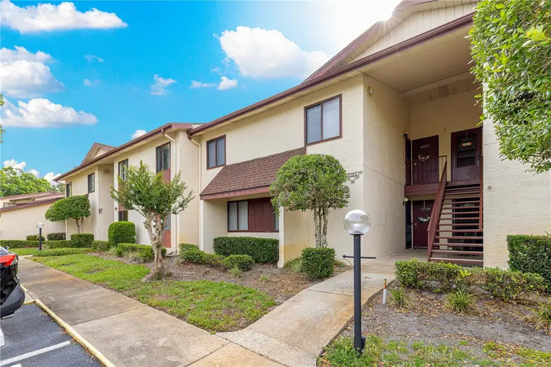 628 Midway Dr #B, FL