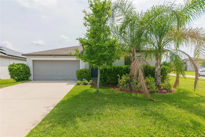 13608 Willow Bluestar Loop, FL