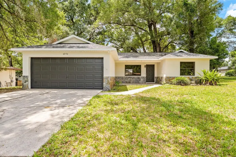 6200 E Penrose St, FL