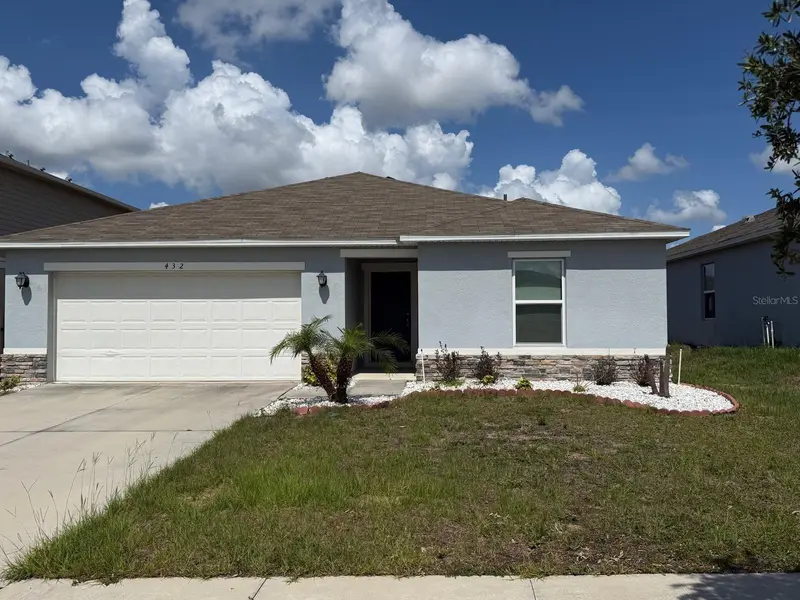 432 Summer Grove Ln, FL