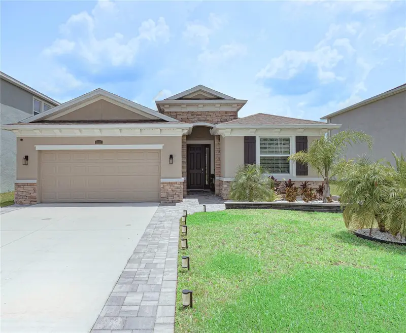 8469 Hardy Bay Loop, FL