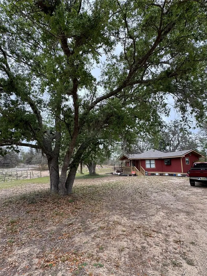 18001 Phil C Peters Rd, FL