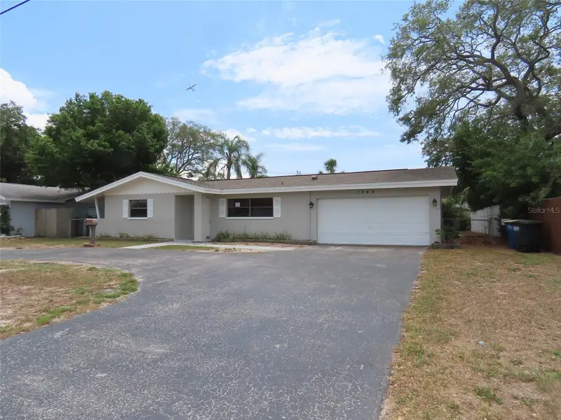 1743 Sunset Point Rd, FL