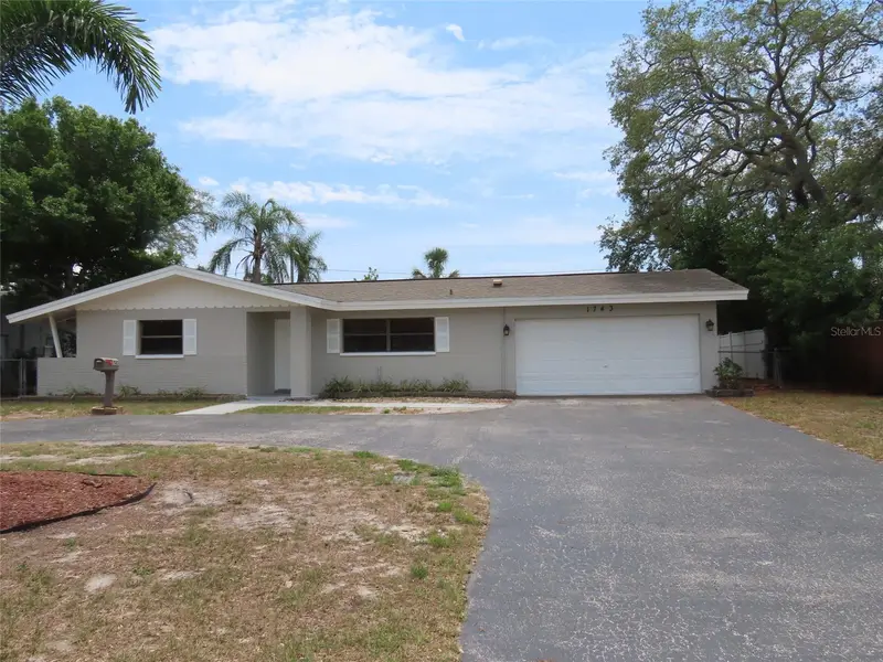 1743 Sunset Point Rd, FL