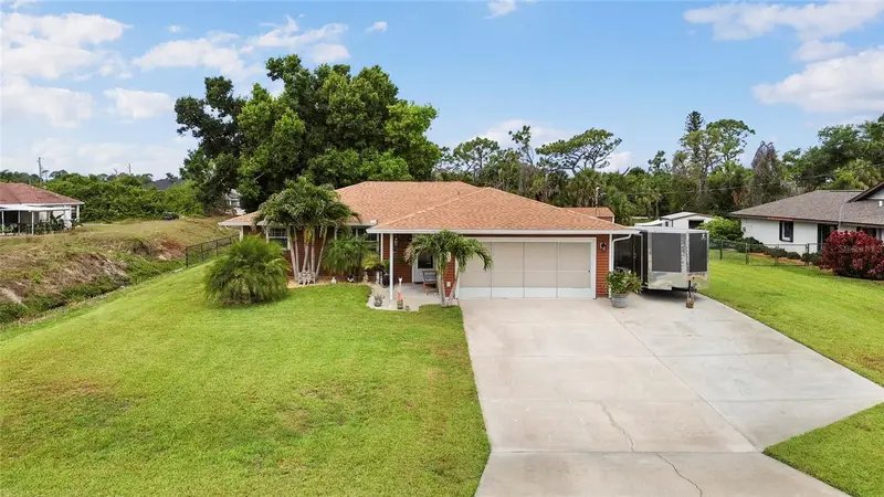 7515 Spinnaker Blvd, FL