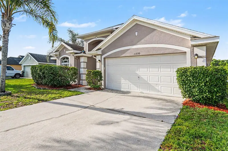 11230 Moonshine Creek Cir, FL