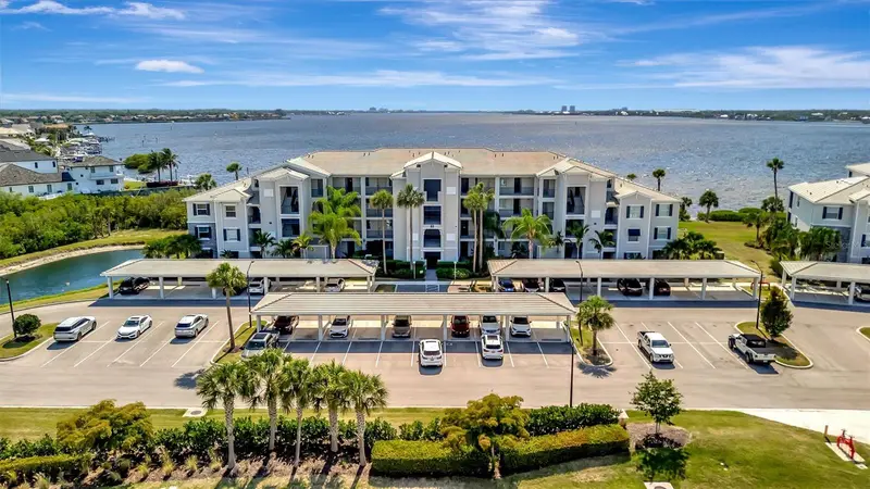 850 Tidewater Shores Loop #105, FL