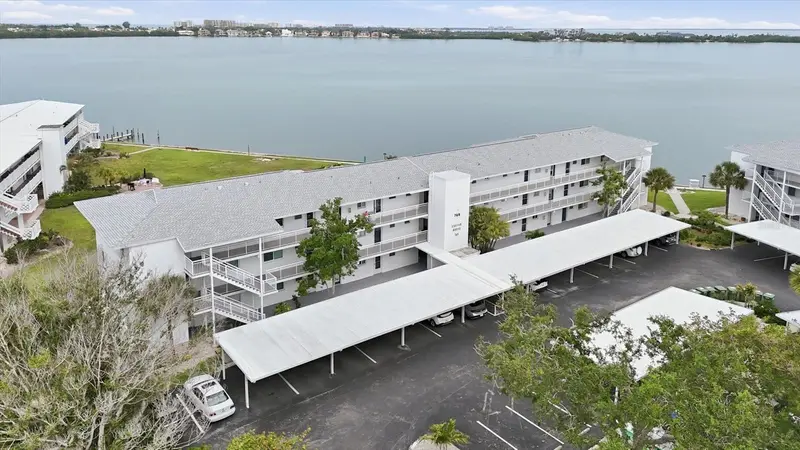 769 John Ringling Blvd #4, FL