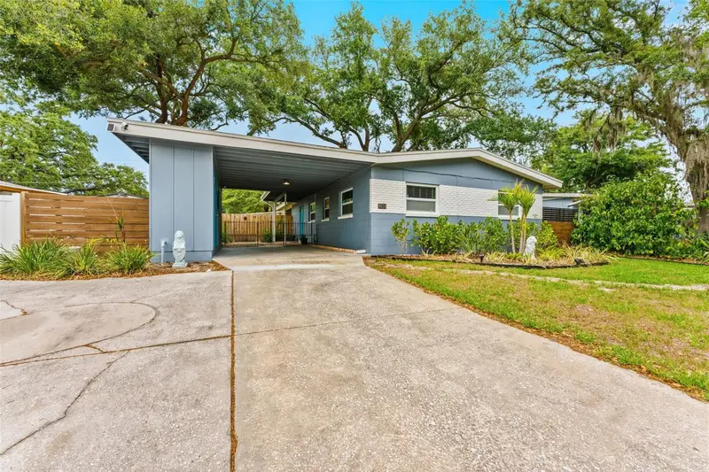 8018 N Ola Ave, FL