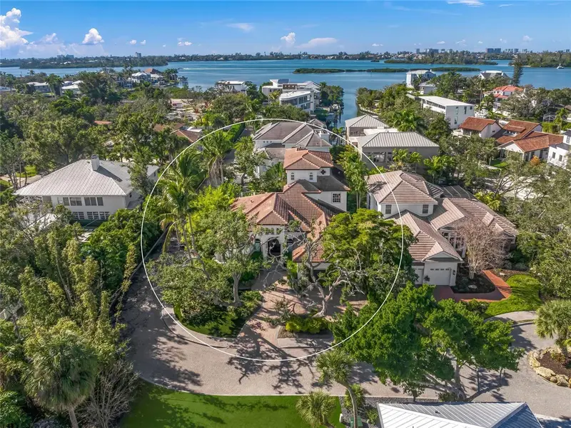 1451 Rebecca Ln, FL
