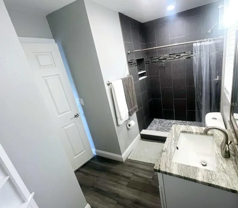 4803 Roush Ave #Studio, FL