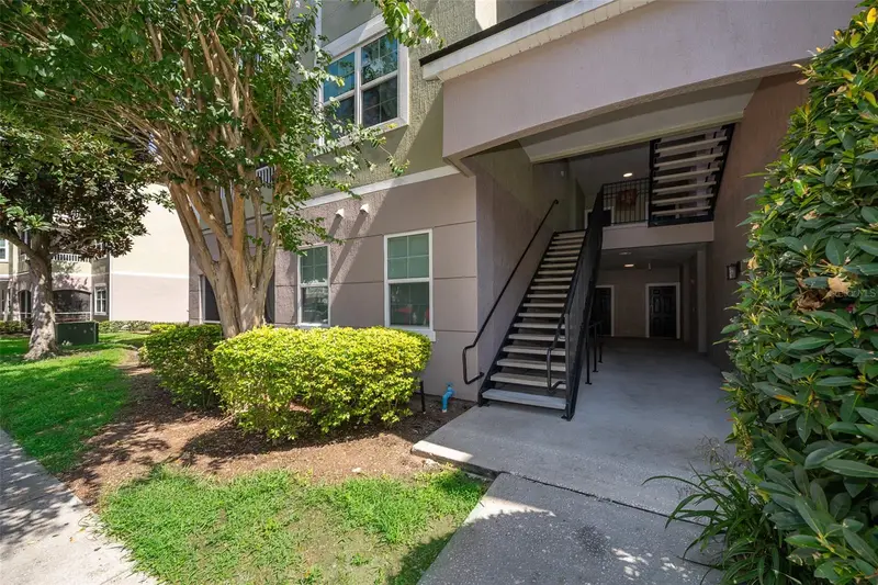 6663 Queens Borough Ave #101, FL