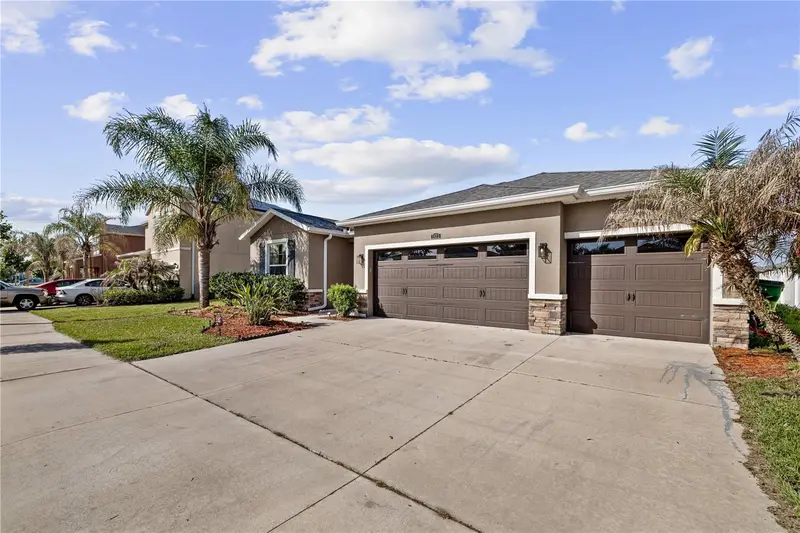 5453 Suncatcher Dr, FL