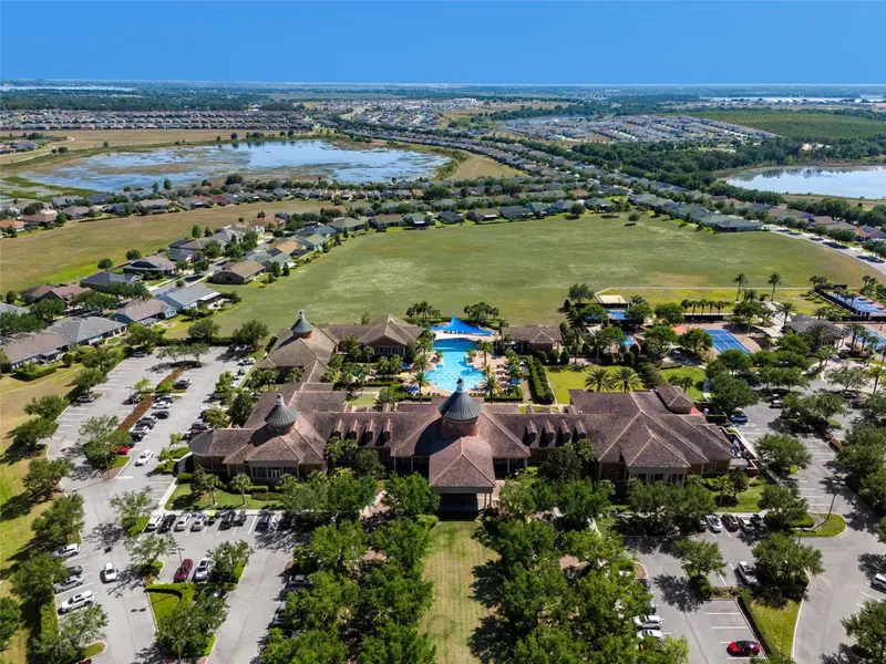 115 Crescent Moon Dr, FL