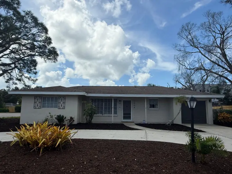 5004 Medalist Rd, FL