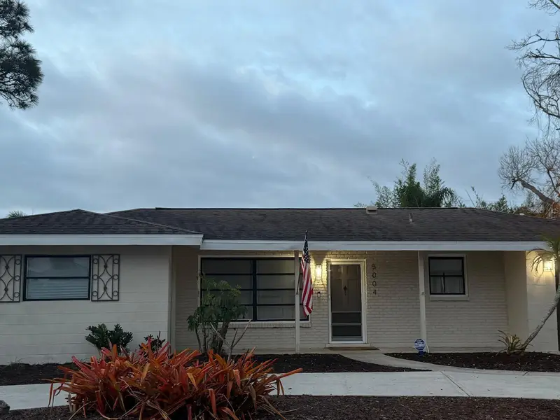 5004 Medalist Rd, FL
