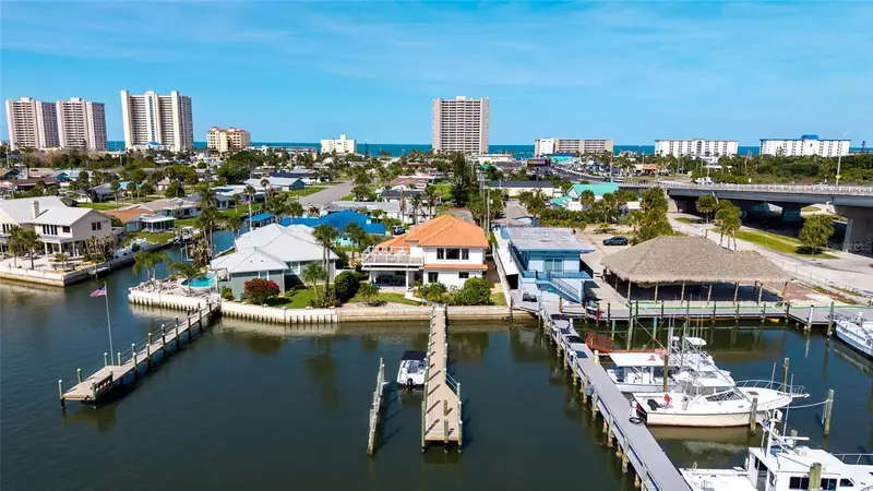 122 Coral Way, FL