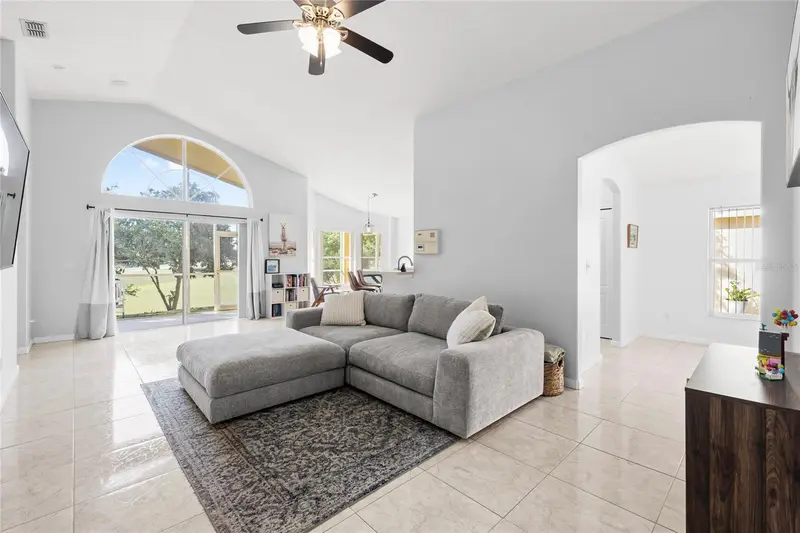 15840 Autumn Glen Ave, FL