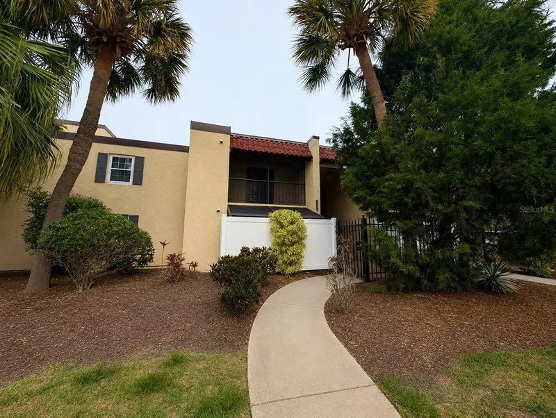 105 S Obrien St #214, FL