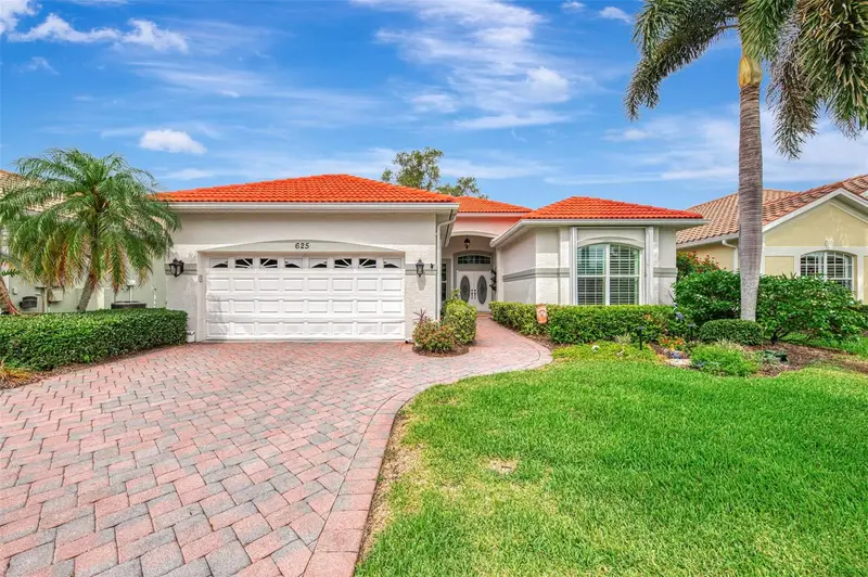 625 Misty Pine Dr, FL