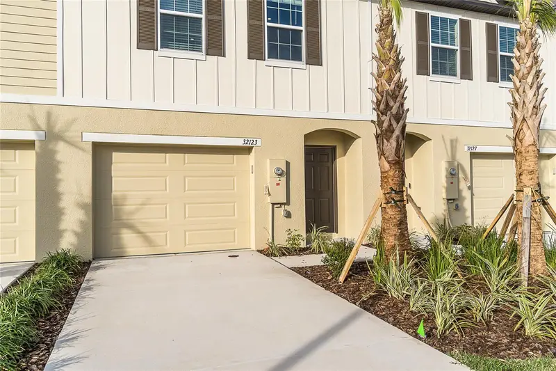 32123 Pond Apple Bnd, FL