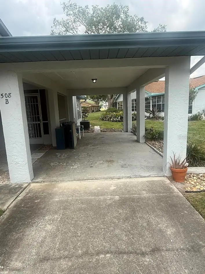 508 Foxglove Cir #B, FL