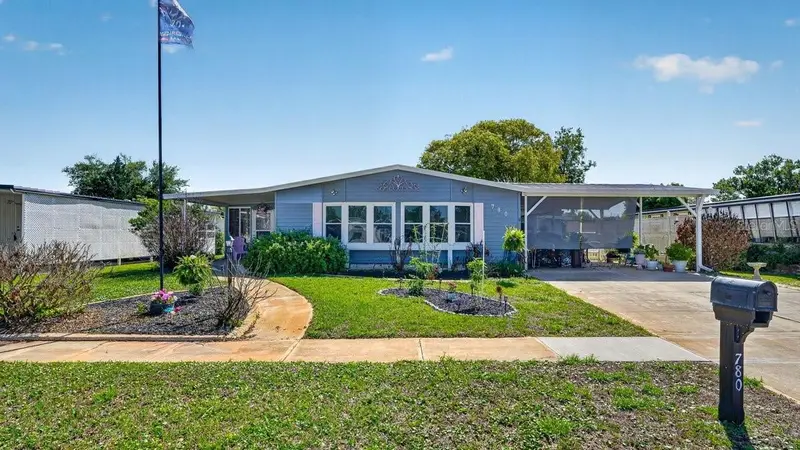 780 Greenfield Dr, FL