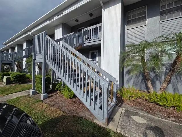 4821 W Mcelroy Ave #D210, FL