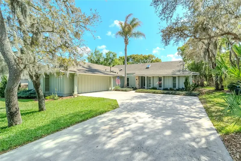 550 Bottlebrush Ct, FL