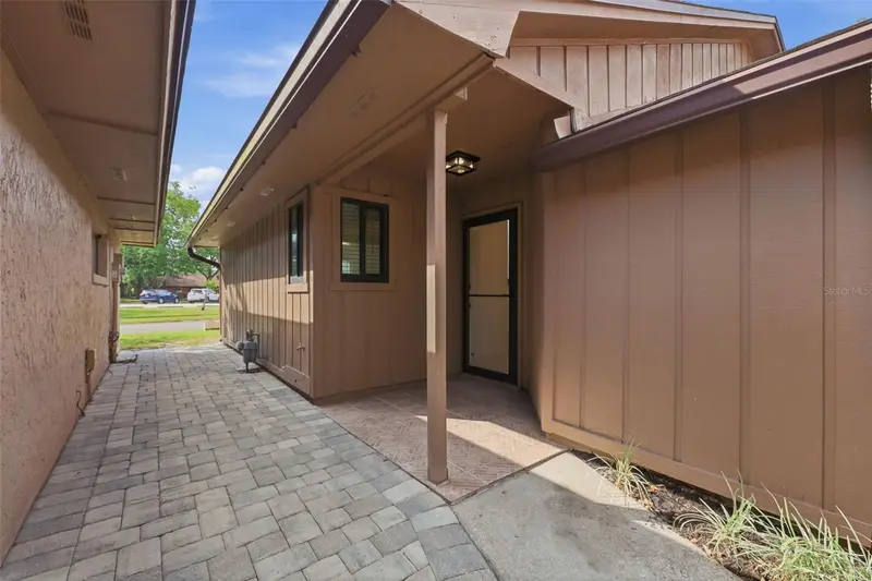 141 Spring Wind Way, FL