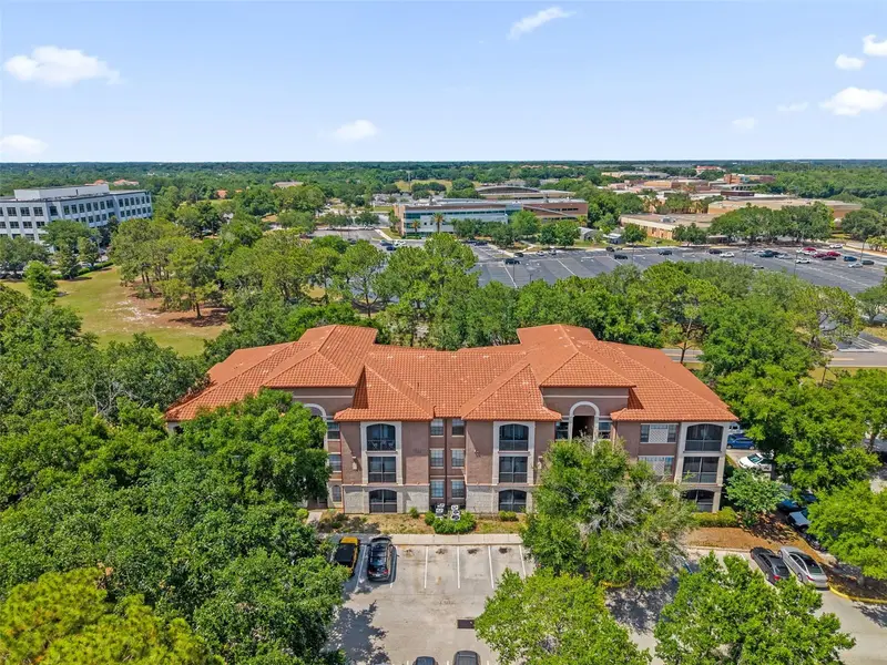 6177 Metrowest Blvd #101, FL