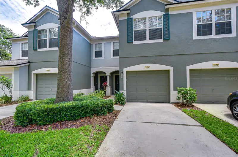 4906 Chatham Gate Dr, FL