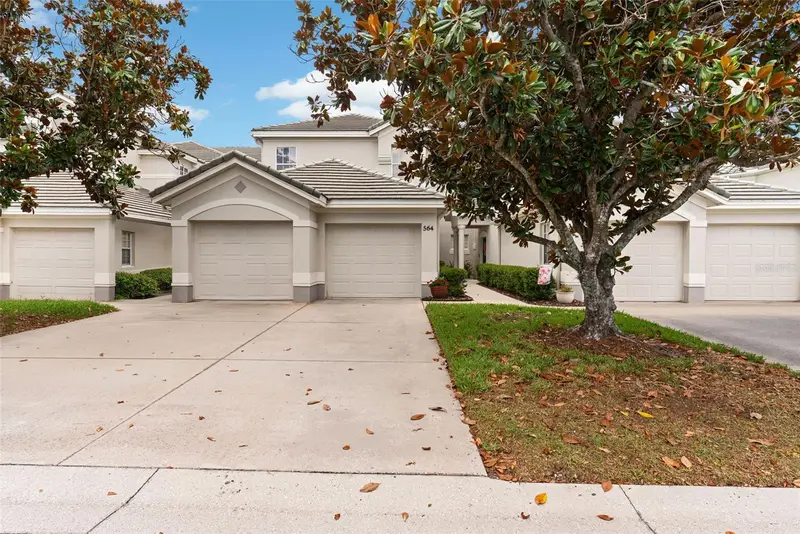 564 Grasslands Village Cir, FL