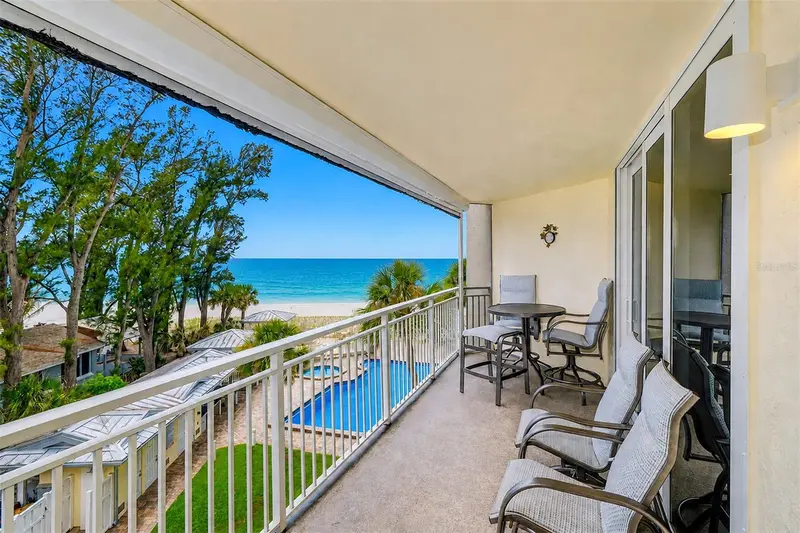 2504 Gulf Blvd #304, FL