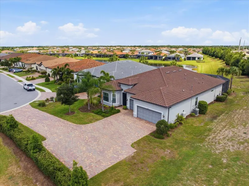 18115 Littleton Pl, FL