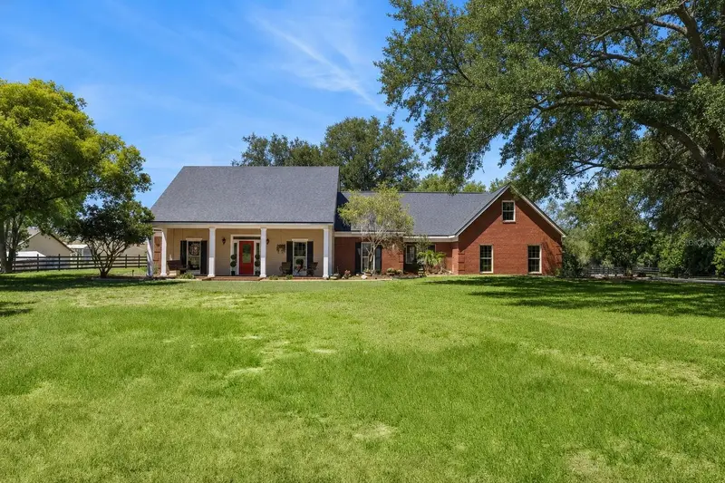 14951 Thoroughbred Ln, FL
