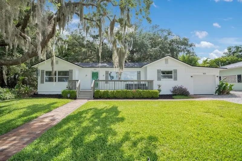 820 East Blvd, FL