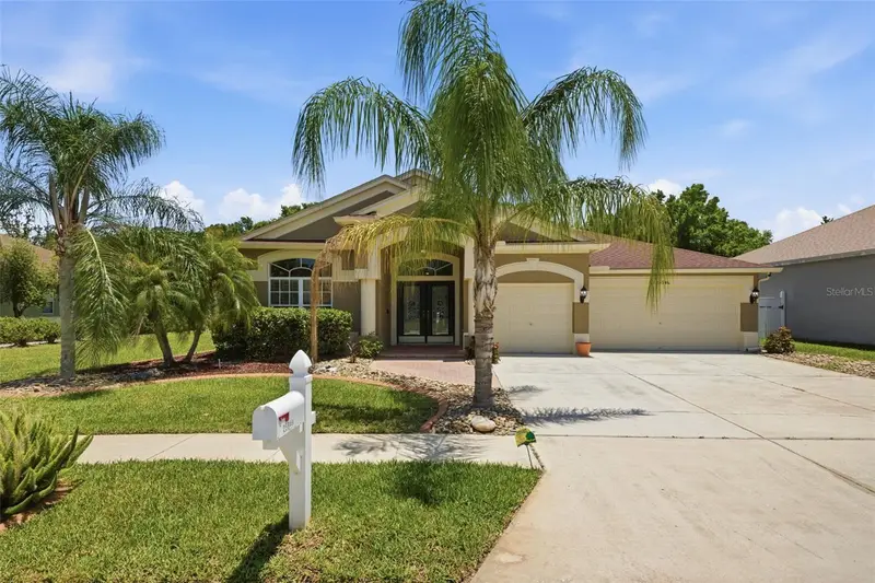 25946 Risen Star Dr, FL