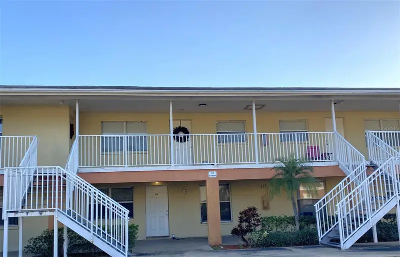 117 N Evergreen Ave #105, FL