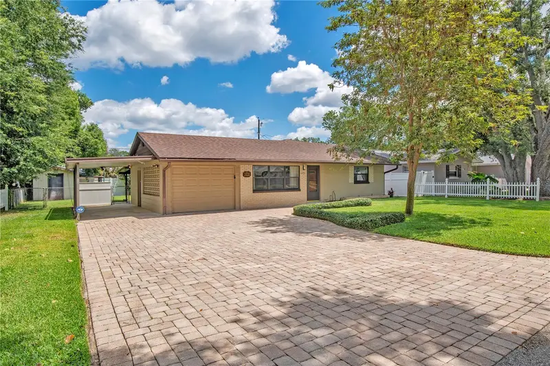 206 Temple Ave, FL