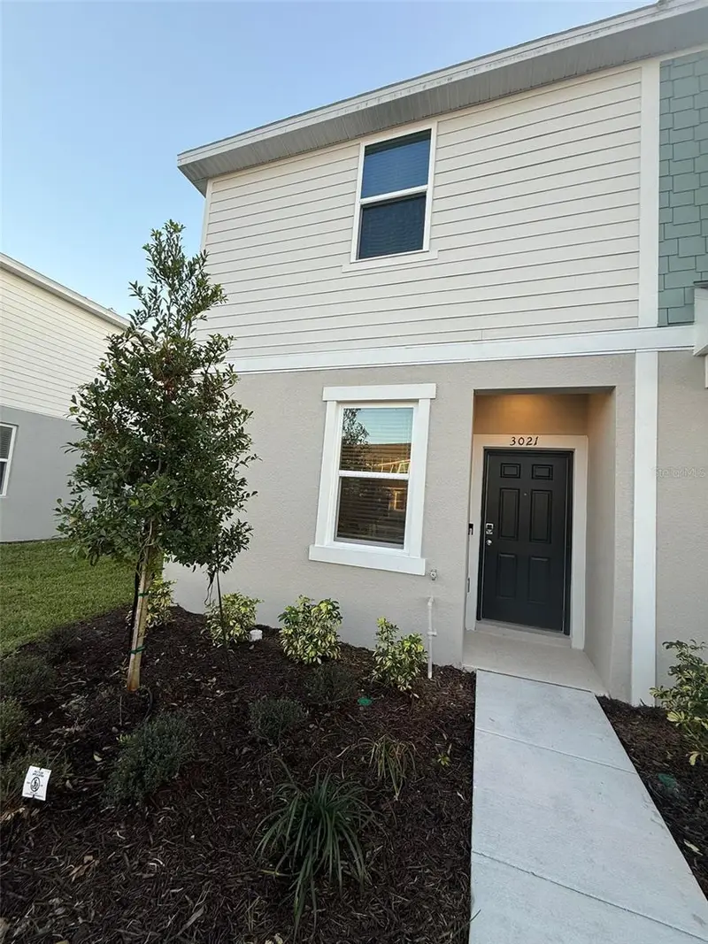 3021 Skyline Loop, FL