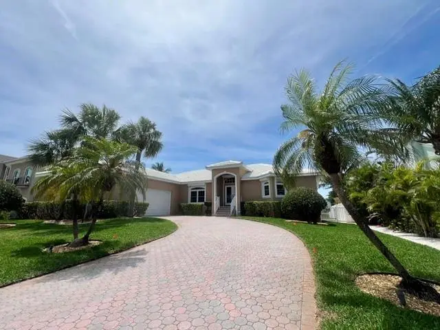 120 9th St E, FL