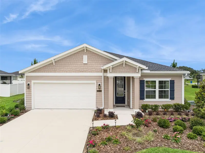 2110 Raglan Cir, FL