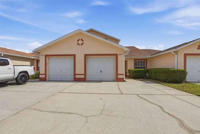 3435 Village Green Court, FL