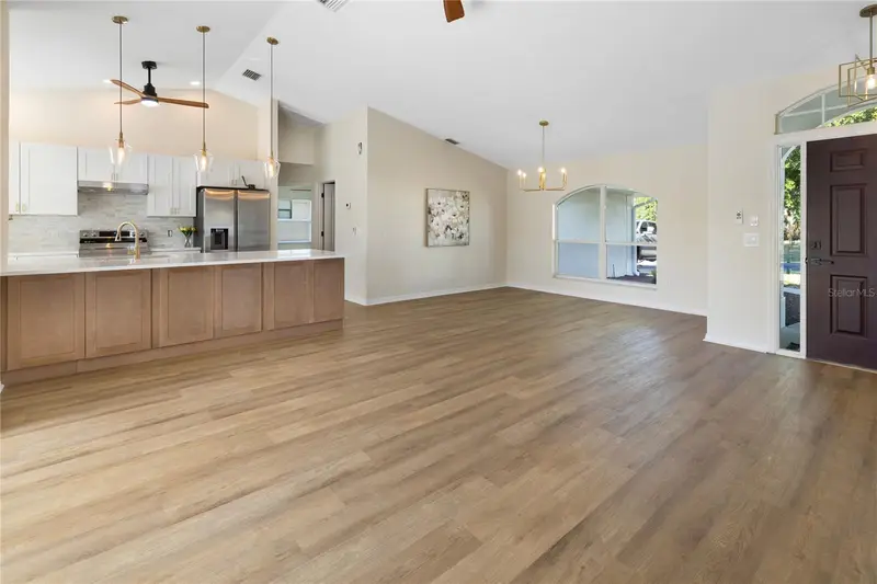 136 Long Meadow Ln, FL